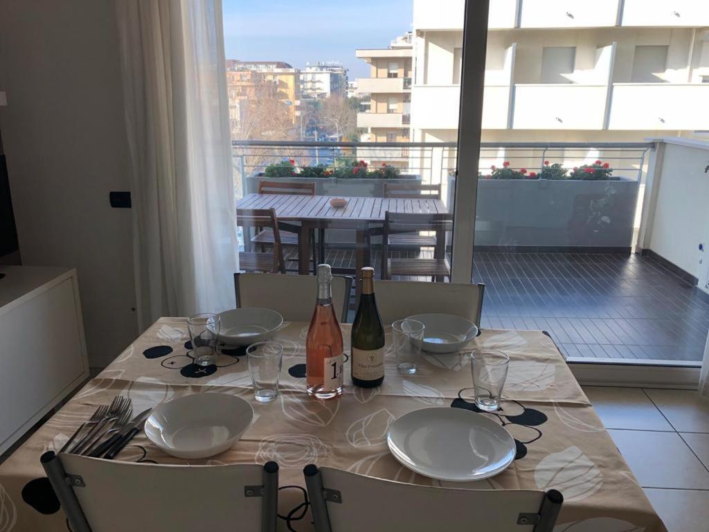 Brezza Da Mare Apartment Rimini Exterior photo